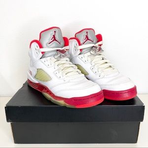 Air Jordan 4 Retro (GS) in 5.5Y (7 in womens)